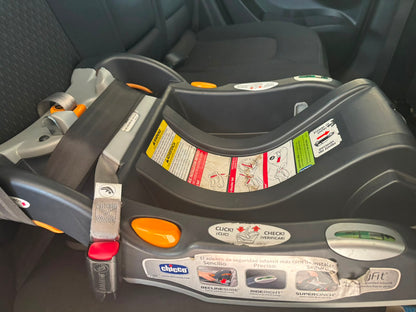 Infant Car Seat - Chicco