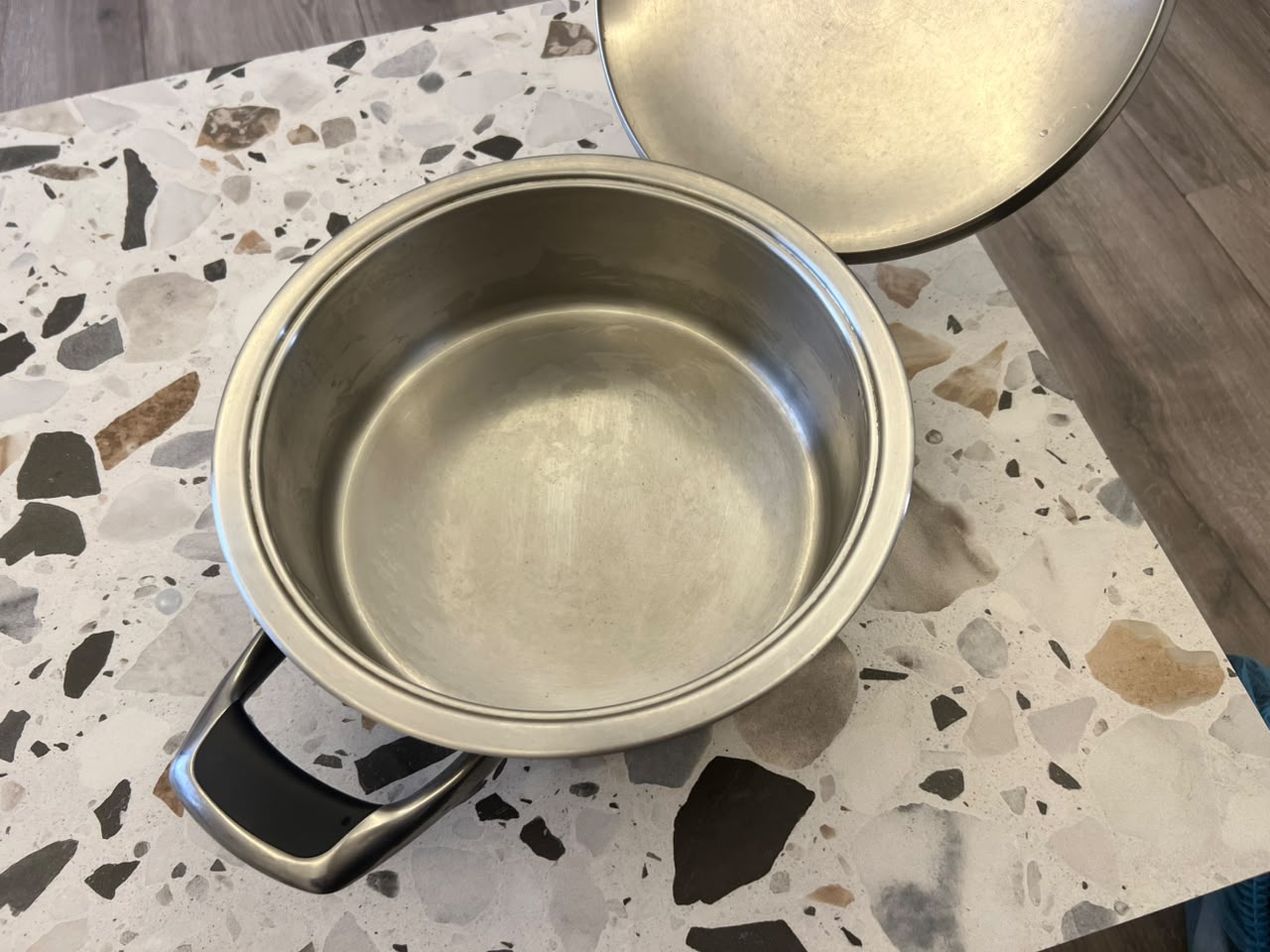 AMC Pot
