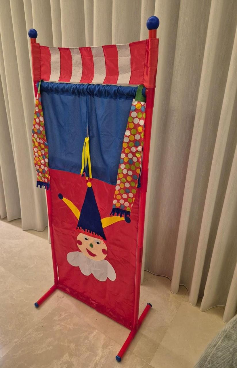 Puppet Show - Theater