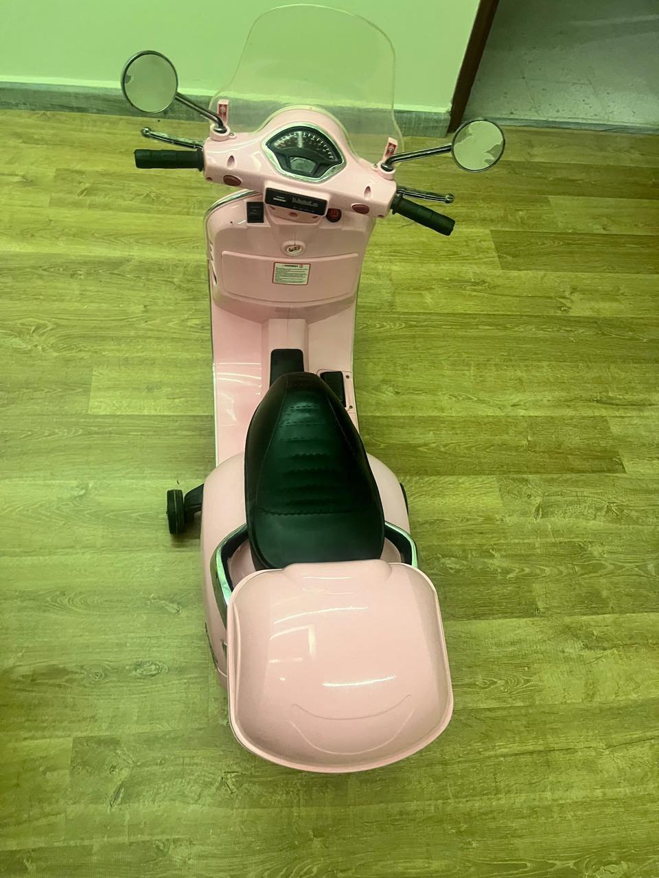 Vespa Ride On