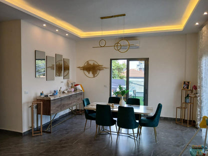 Full Dining Room