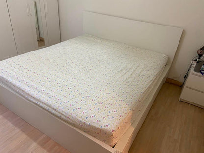 Double Bed