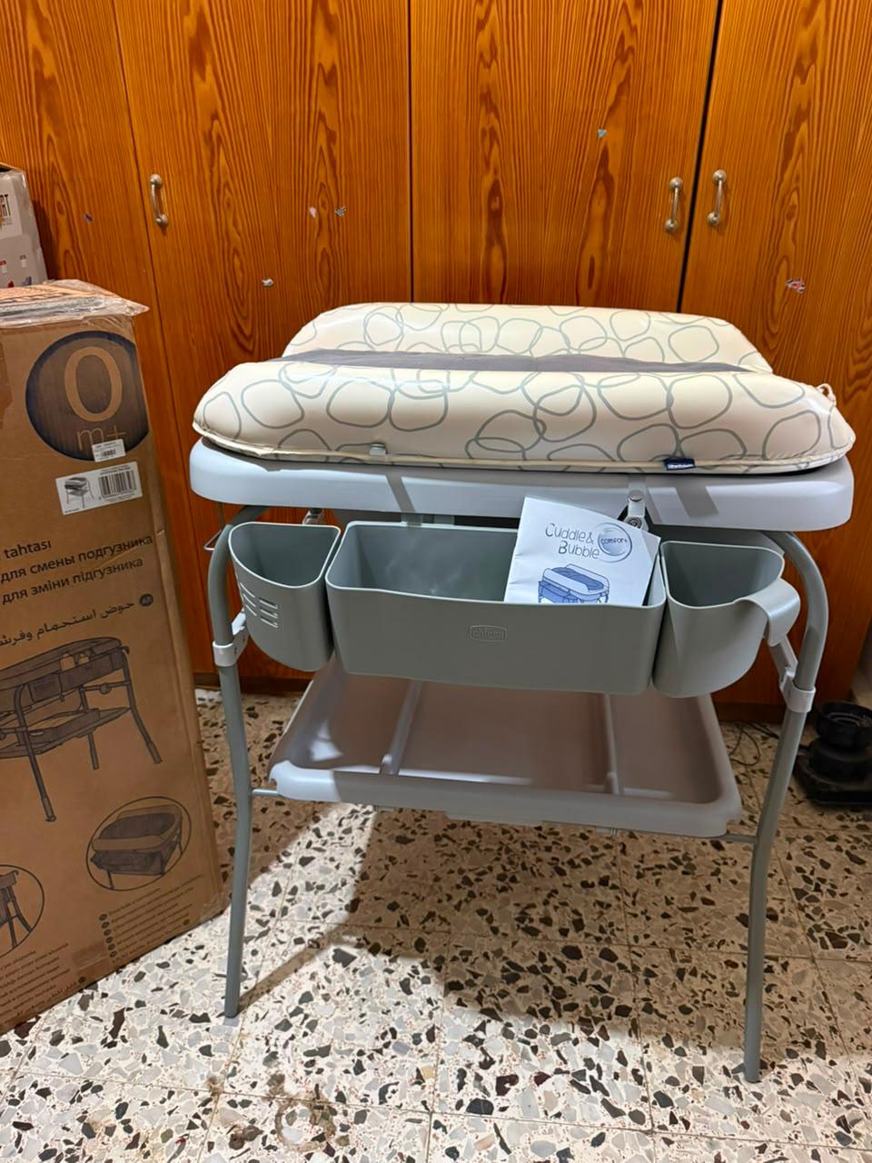 Bathtub & Changer
