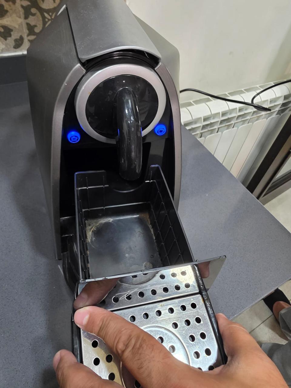 Coffee Maker - Gia