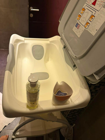 Bathtub and Changer