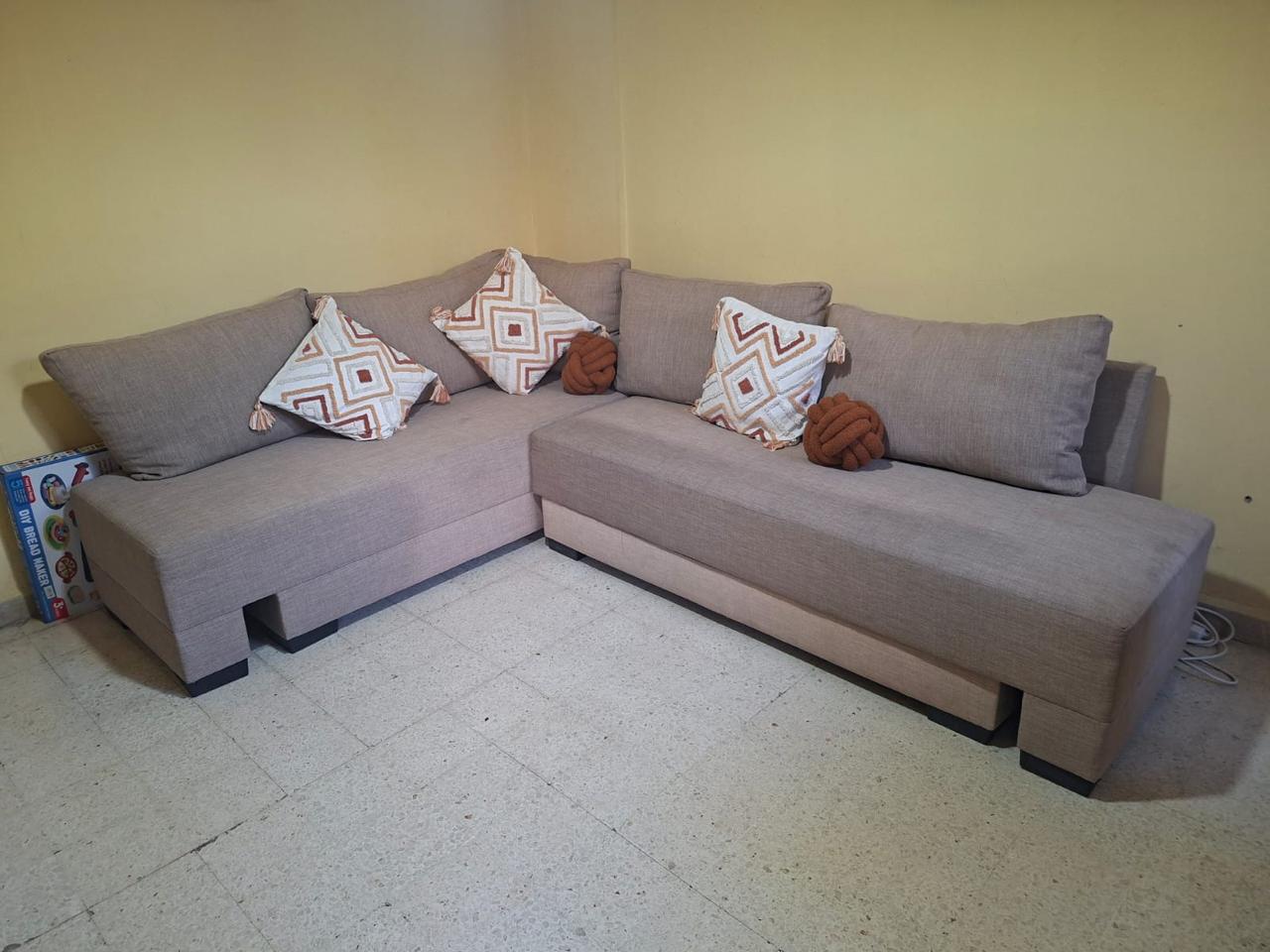L Shape - Corner