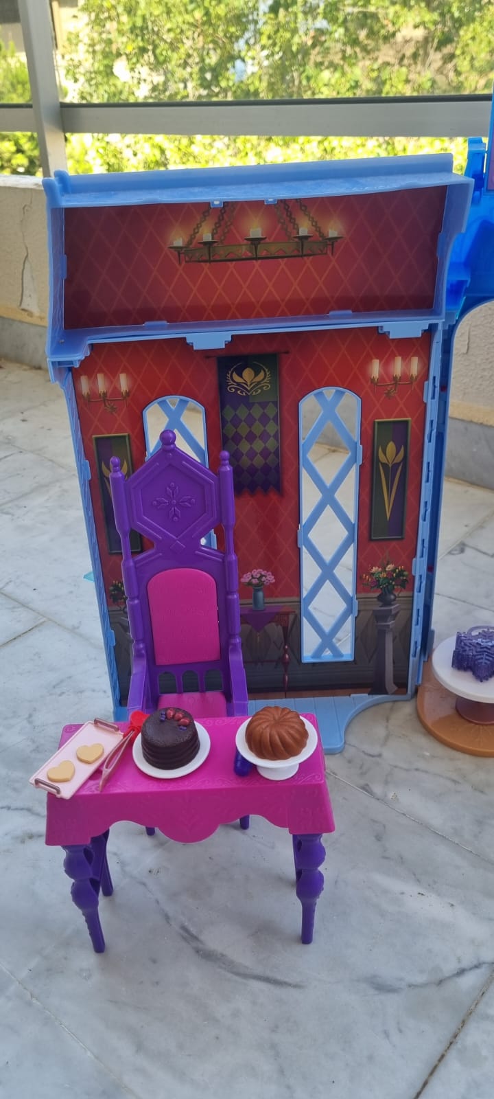 Mattel Brand. Disney Frozen Arendelle Elsa Castle