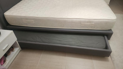 Single Bed with Mattress