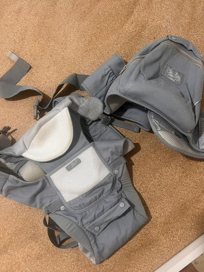 Carrier with Hip Seat