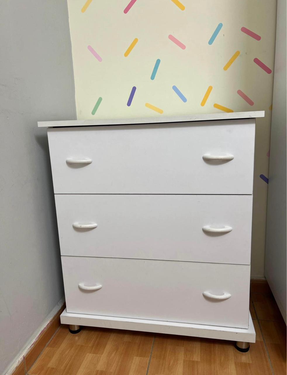 Closet & Drawers Unit
