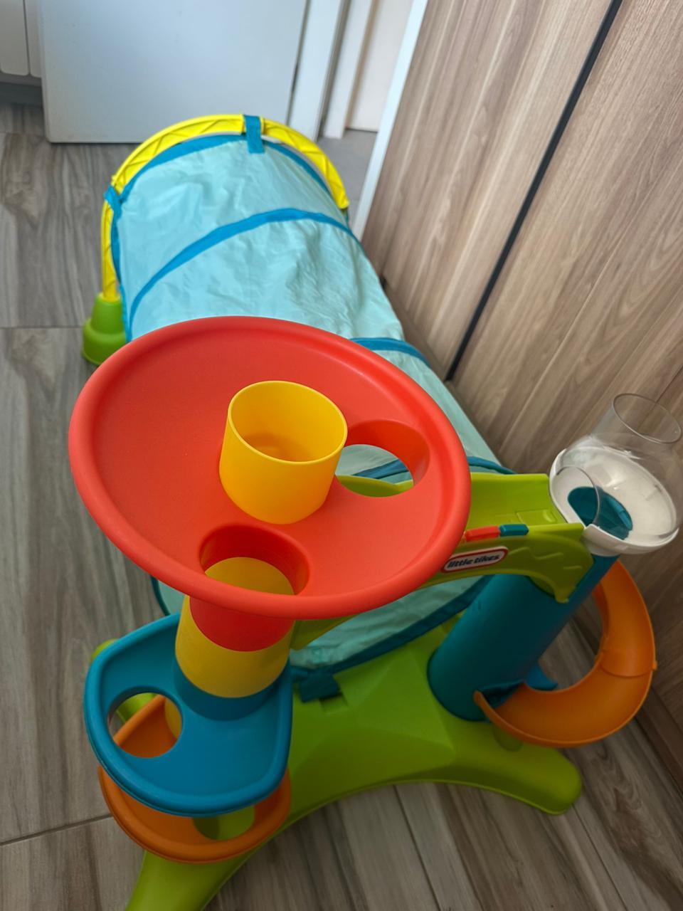 Play Tunnel