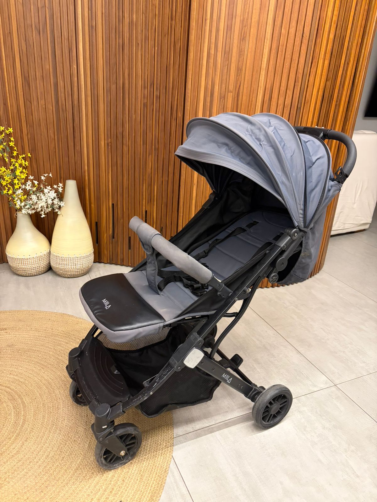 Light Stroller