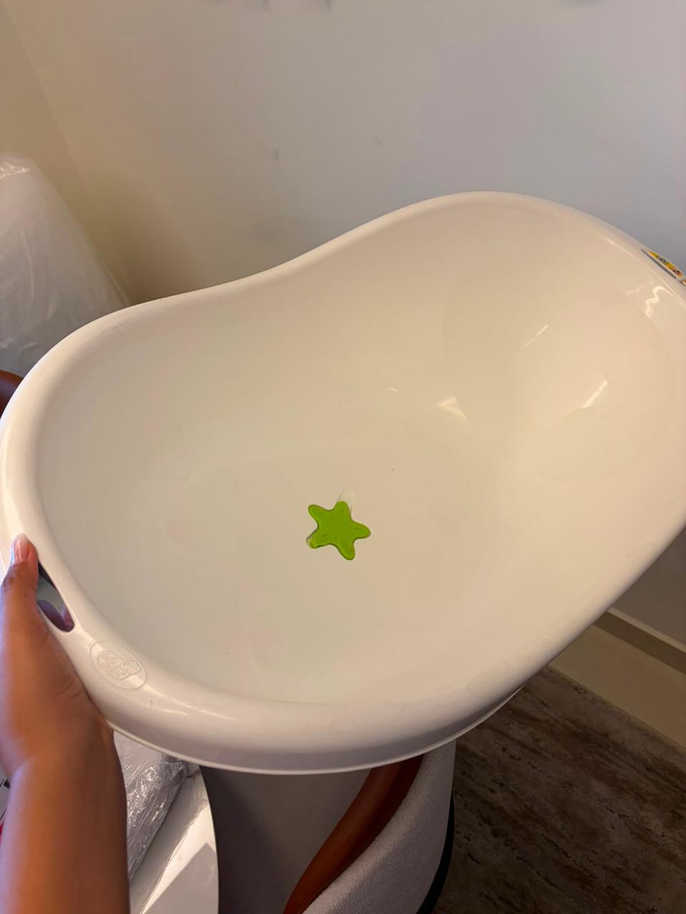 Bathtub