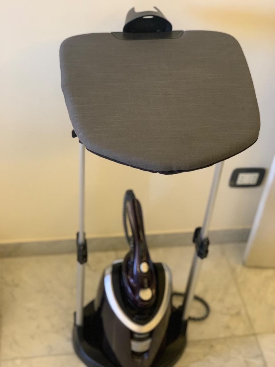 Garment Steamer