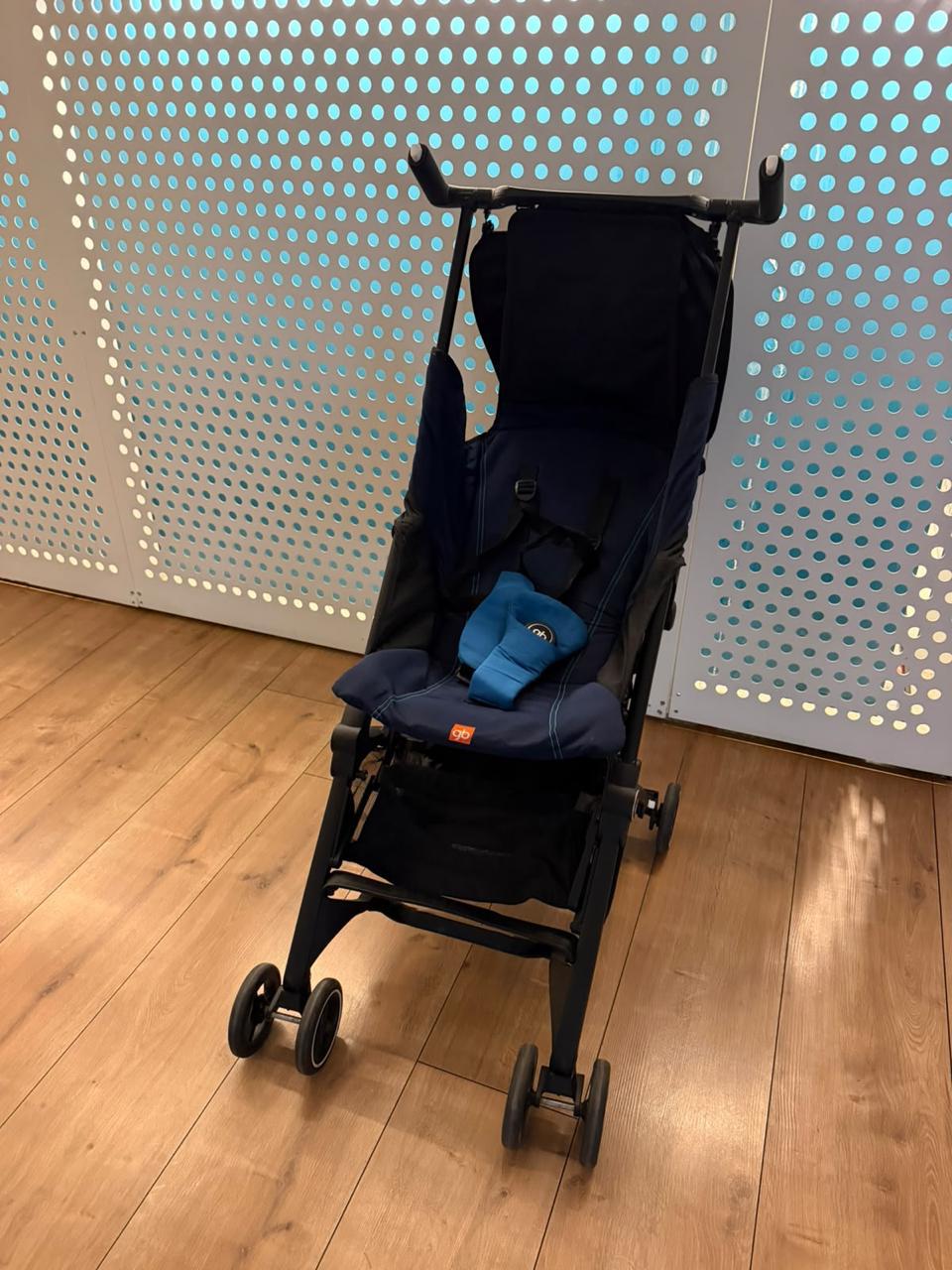 Light Stroller