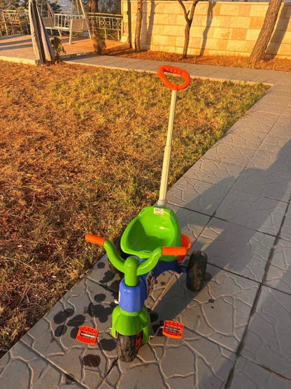 Tricycle