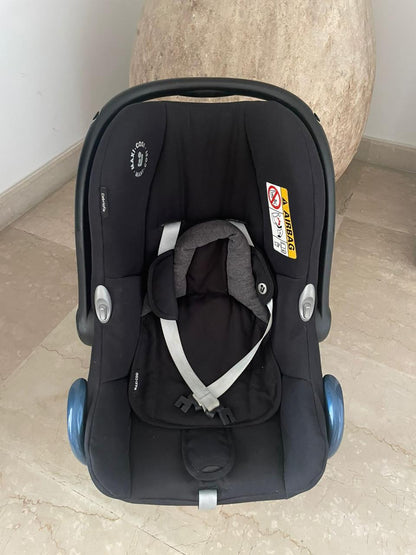 Infant Car Seat - Maxi Cosi
