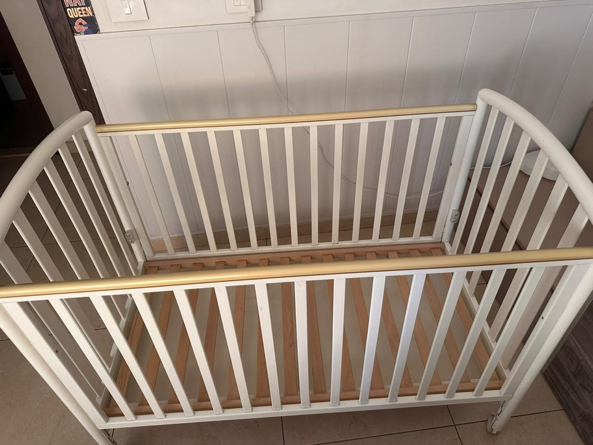Crib